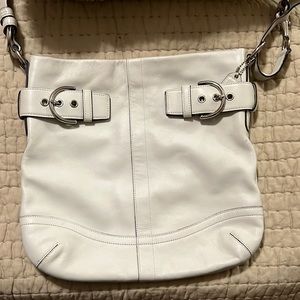 Vintage 
Coach Ivory Leather Soho Slim Duffle Shoulder